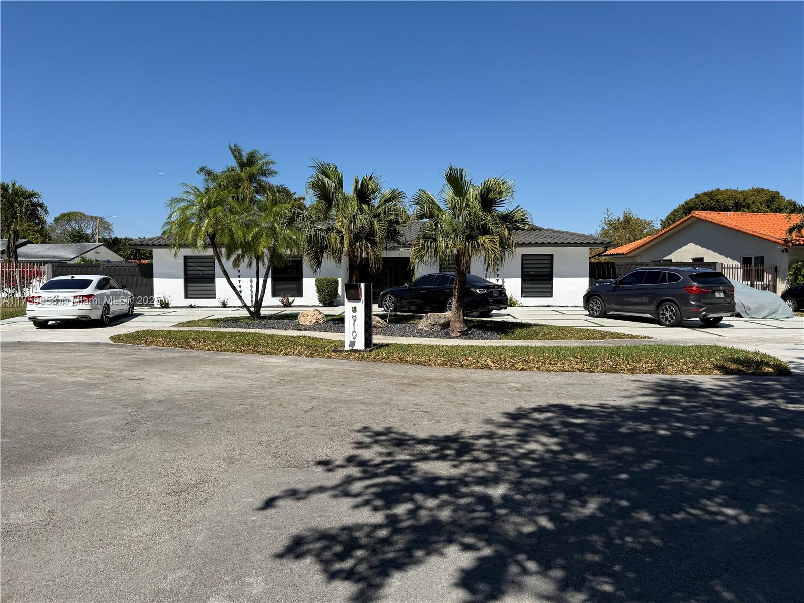 WEST GABLES ESTATES CONDO - Residential