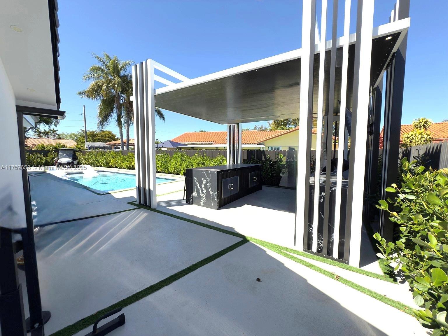 WEST GABLES ESTATES CONDO - Residential