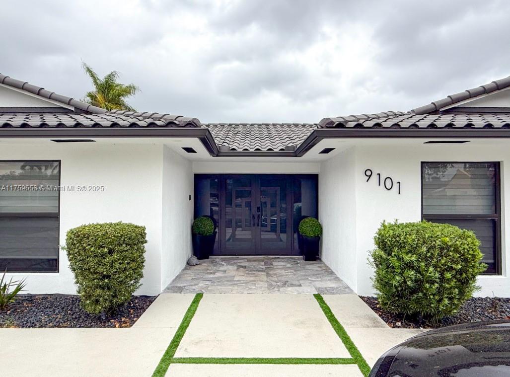 Property for Sale at 9101 Sw 11th St, Miami, Broward County, Florida - Bedrooms: 4 
Bathrooms: 3  - $1,075,000