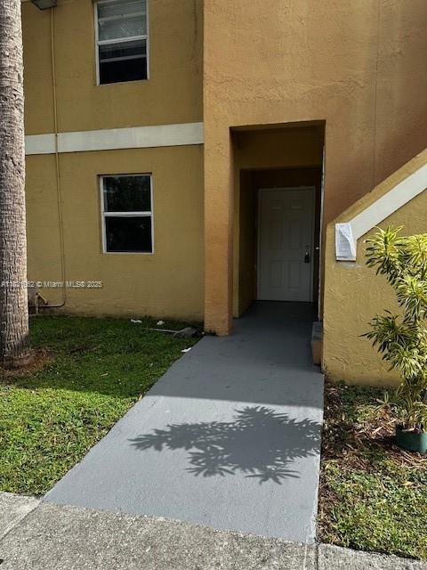 Spectacular Condo for Sale – Deerfield Beach
Don’t miss this bright and spacious 2 Bed / 2 Bath condo at 1428 SE 4th Ave, Apt 254. The master bedroom features a walk-in closet, and the entire unit is in excellent condition. Includes in-unit washer and dryer, just minutes from the beach, shopping, and dining. Located in a well-maintained community where rentals are not allowed, making it perfect for owner-occupants seeking a quiet, long-term living environment.