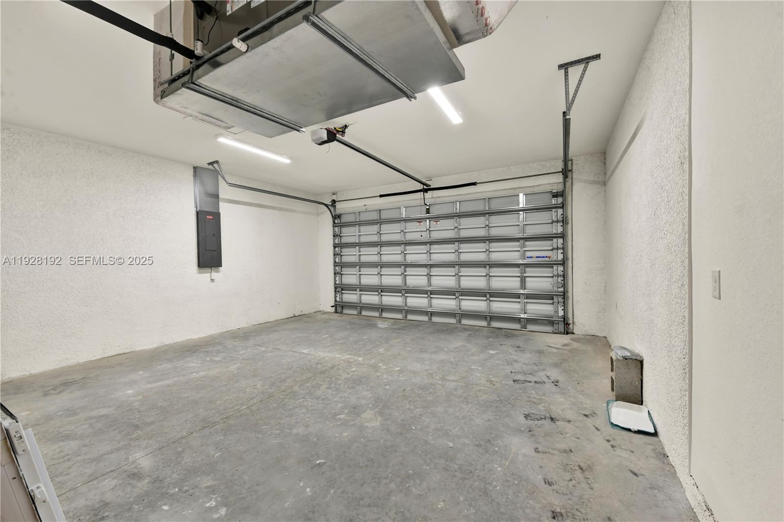 Lehigh Acres - Residential Lease