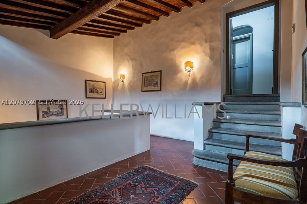 Luxury Villa for Sale in Tuscany Max Mlekus