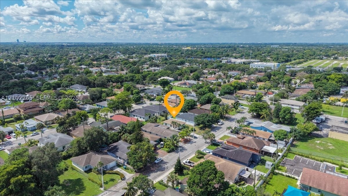 2842 NW 9th Pl