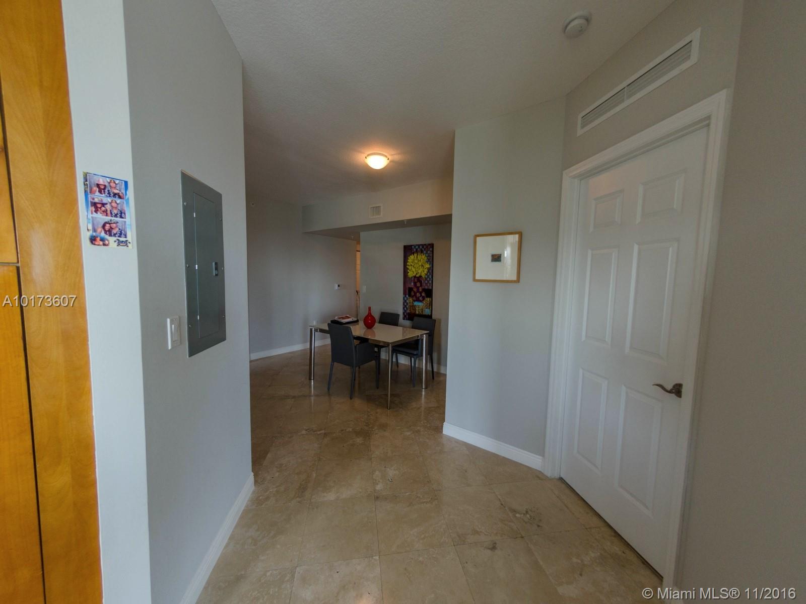 Duo Condo West - Residential Lease