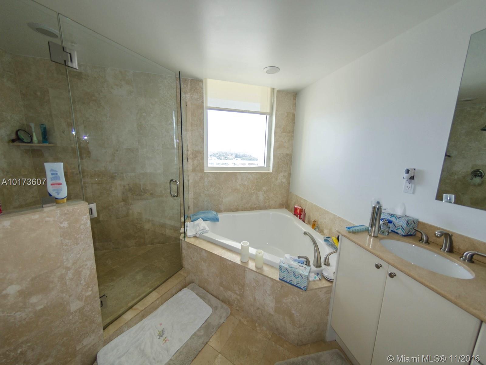 Duo Condo West - Residential Lease