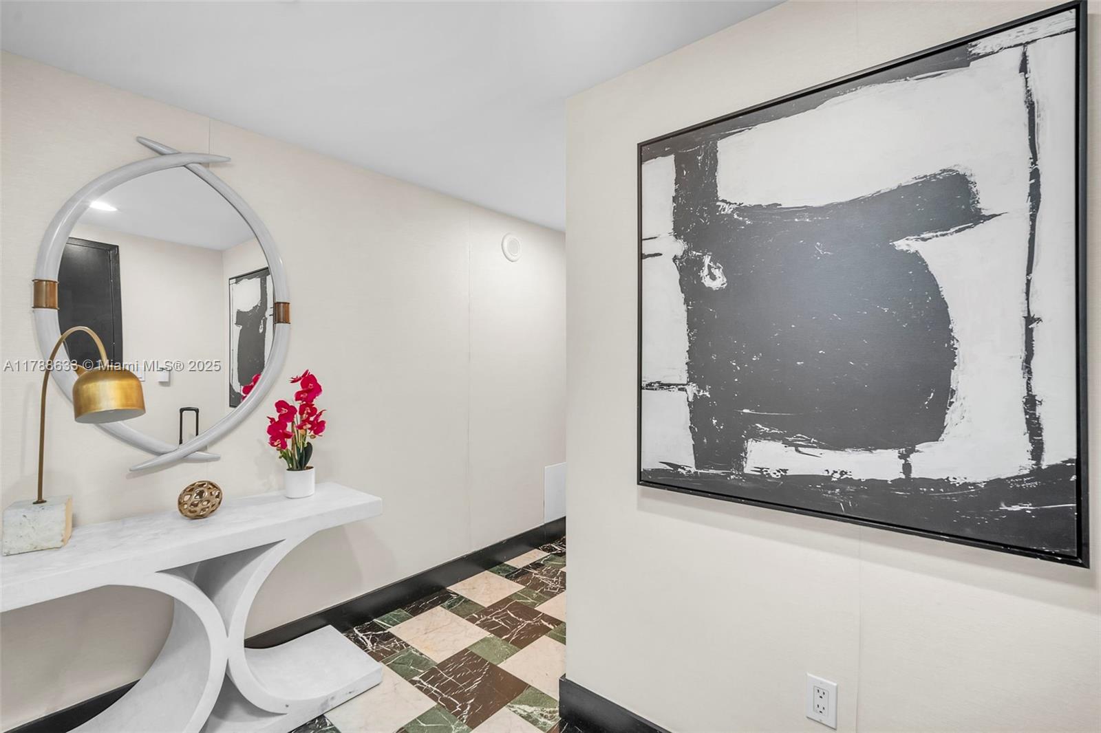 ICON BRICKELL CONDO NO 3 - Residential
