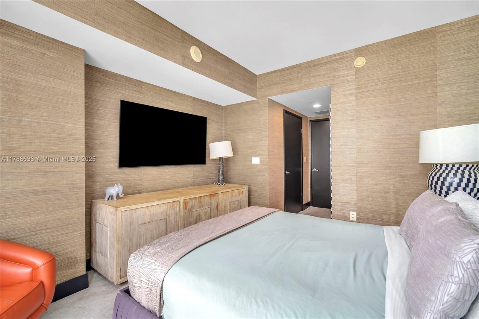 ICON BRICKELL CONDO NO 3 - Residential