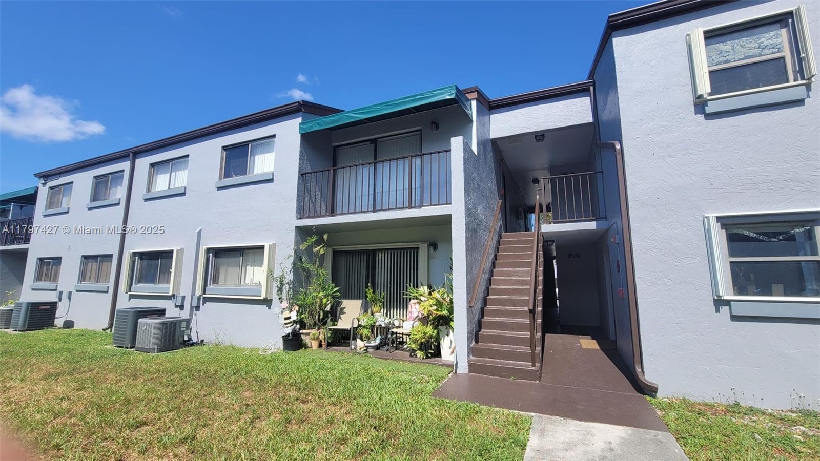 7405 Sw 152 Ave 3-206, Miami, Broward County, Florida - 2 Bedrooms  
1 Bathrooms - 