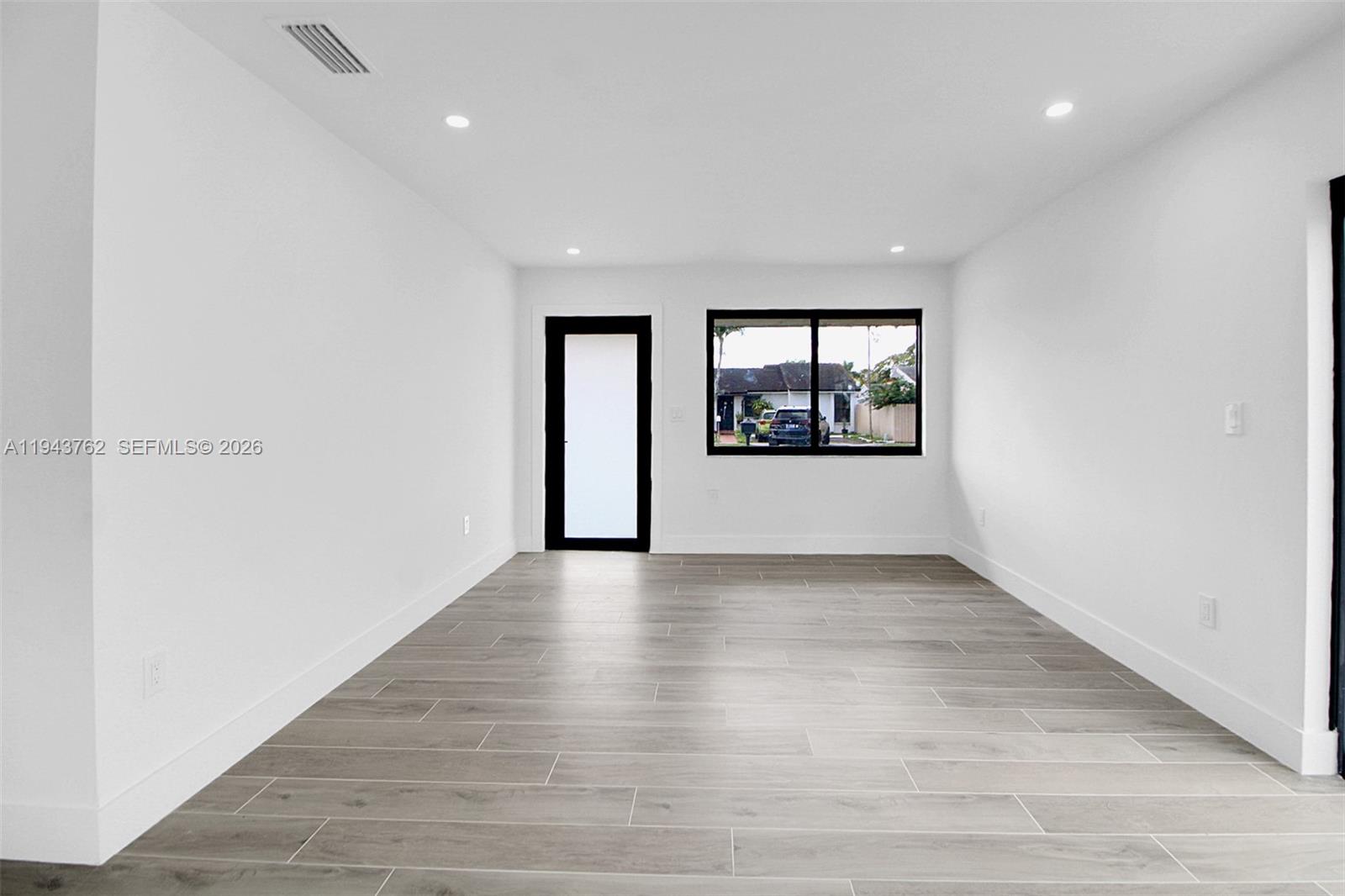 SUPERIOR HOMES SEC 2 - Residential