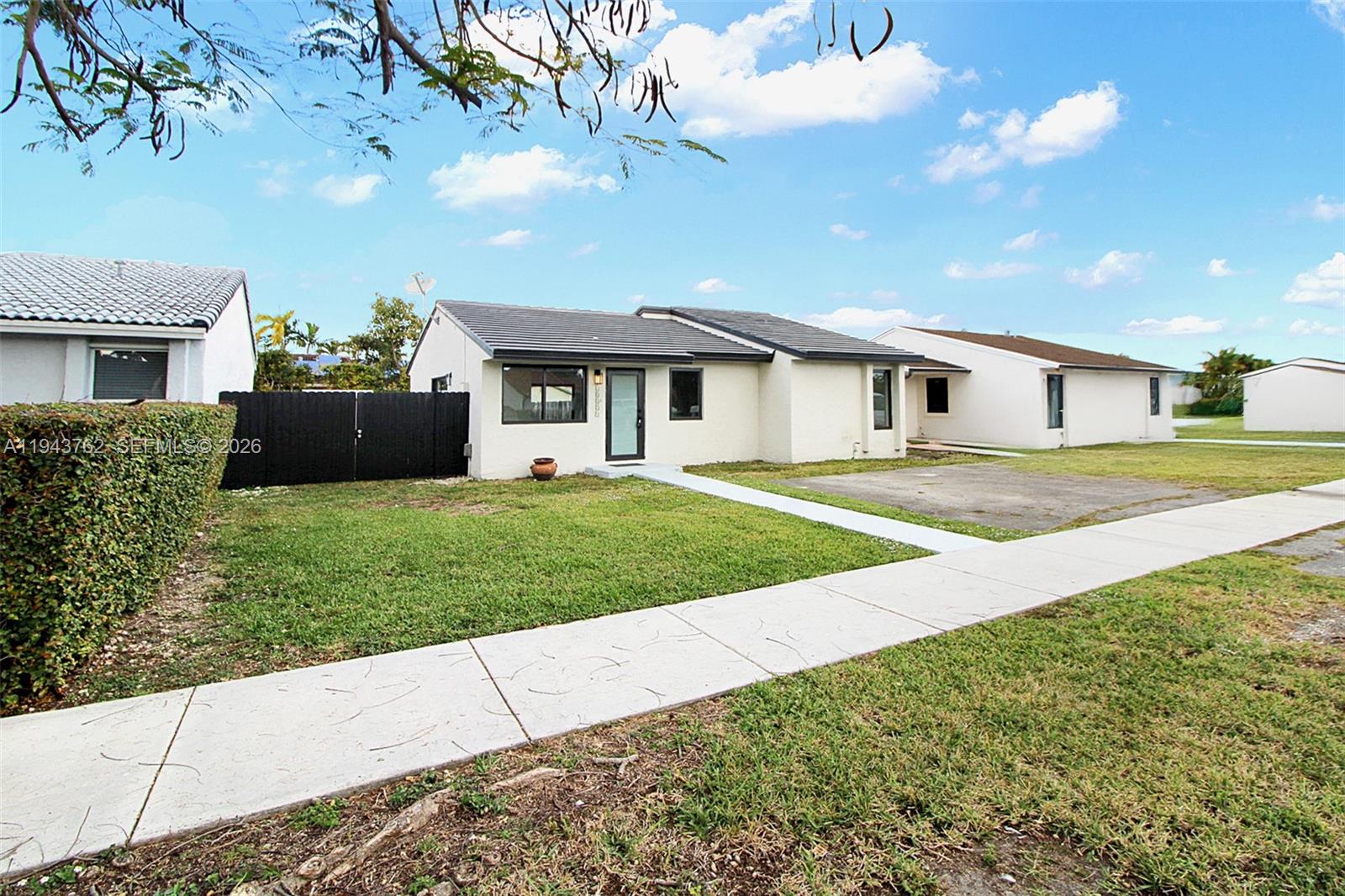 SUPERIOR HOMES SEC 2 - Residential