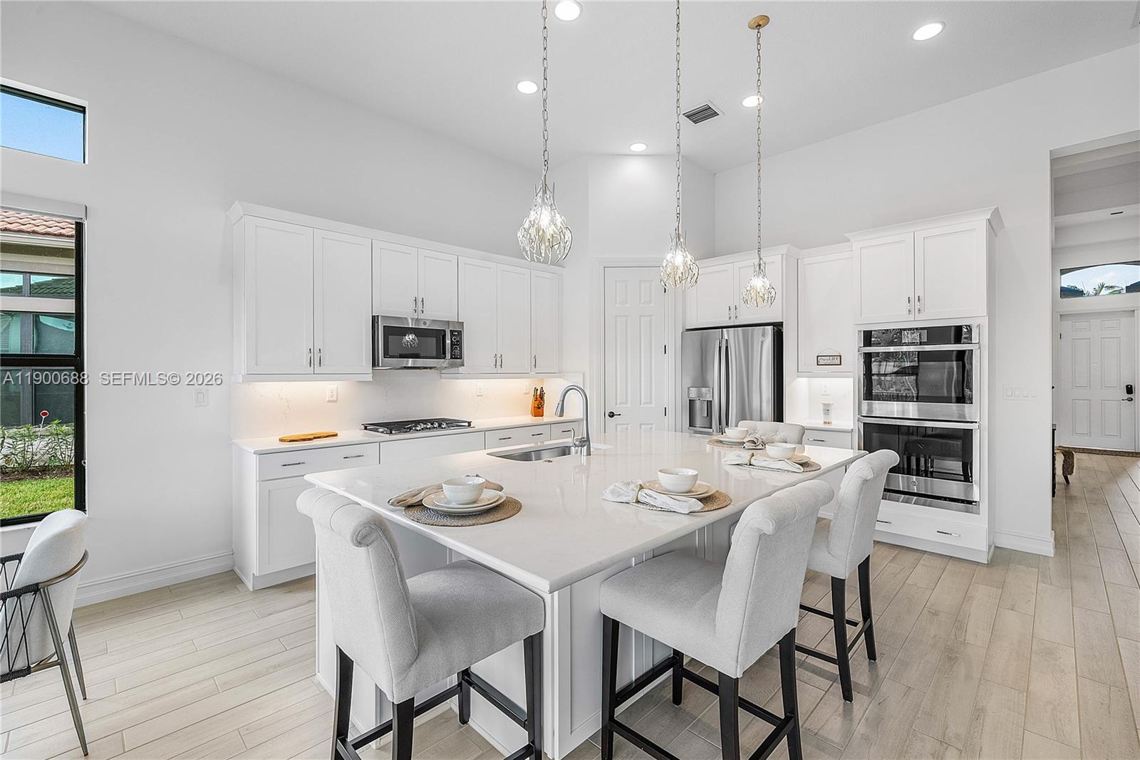 PARKLAND ROYALE - Residential