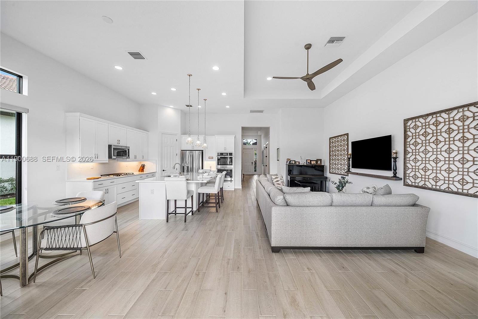 PARKLAND ROYALE - Residential