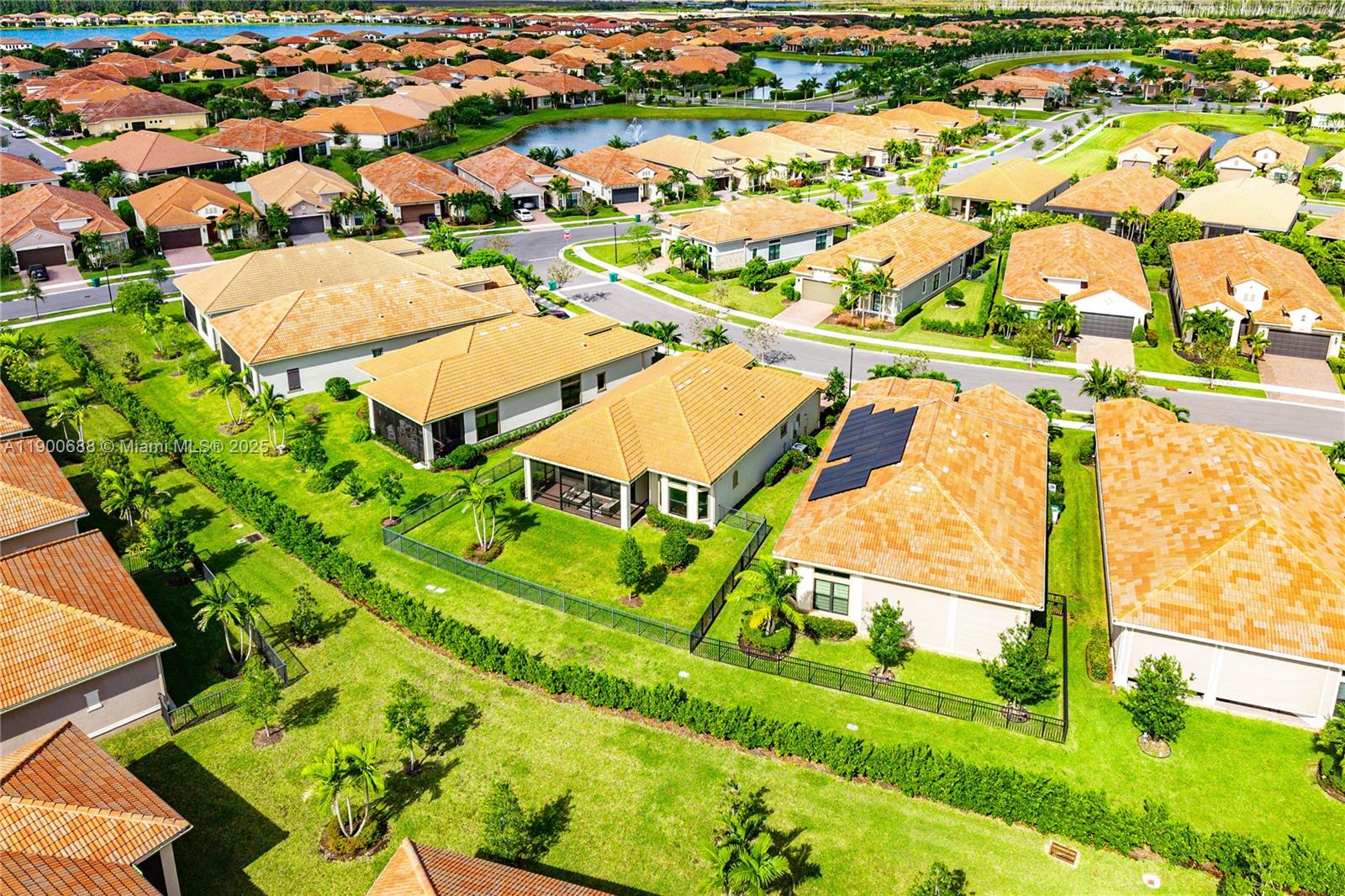 PARKLAND ROYALE - Residential