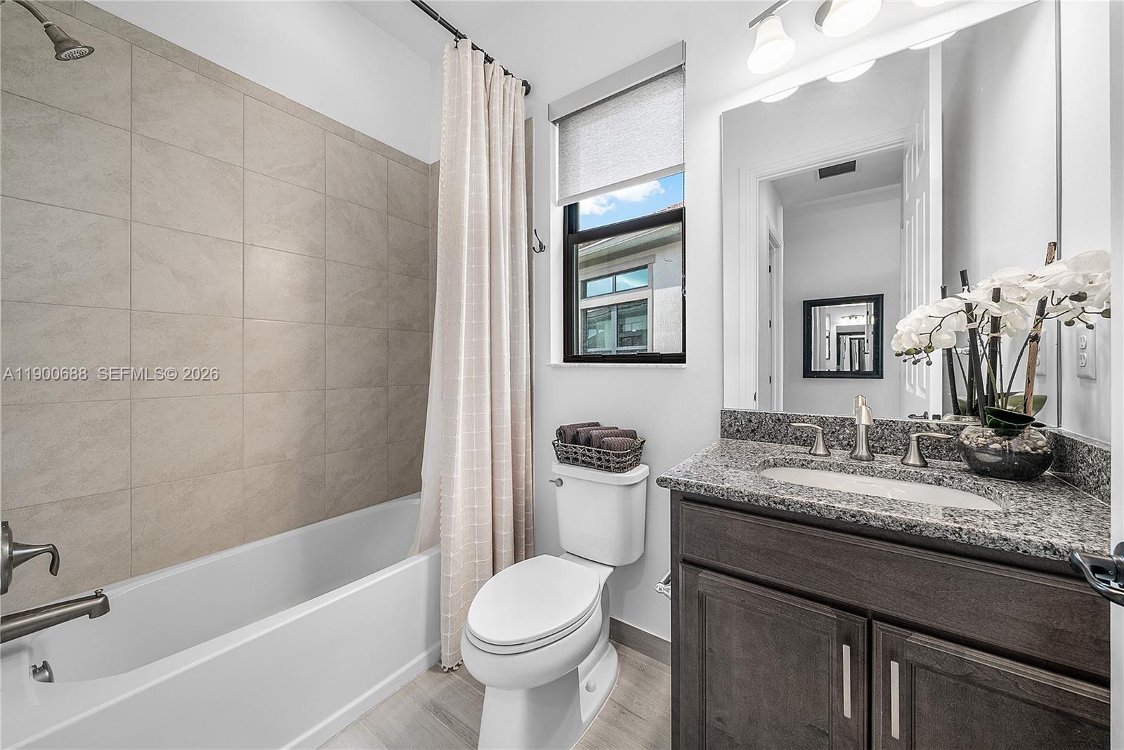 PARKLAND ROYALE - Residential