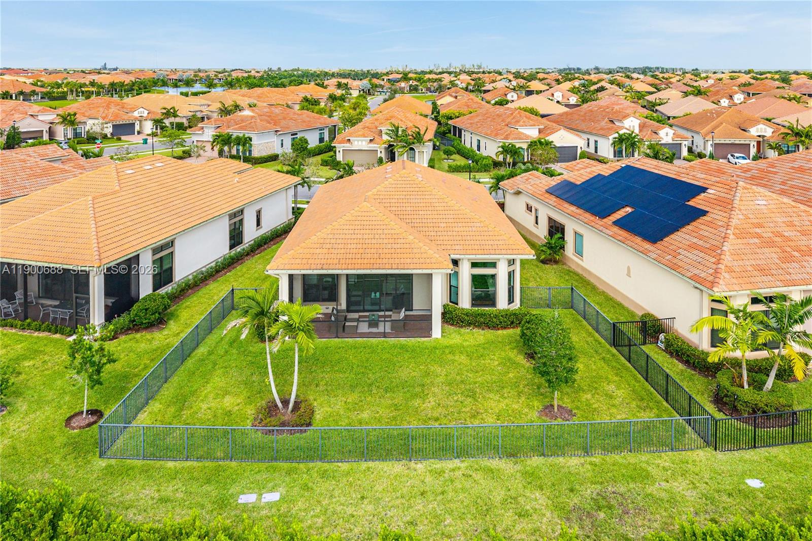 PARKLAND ROYALE - Residential