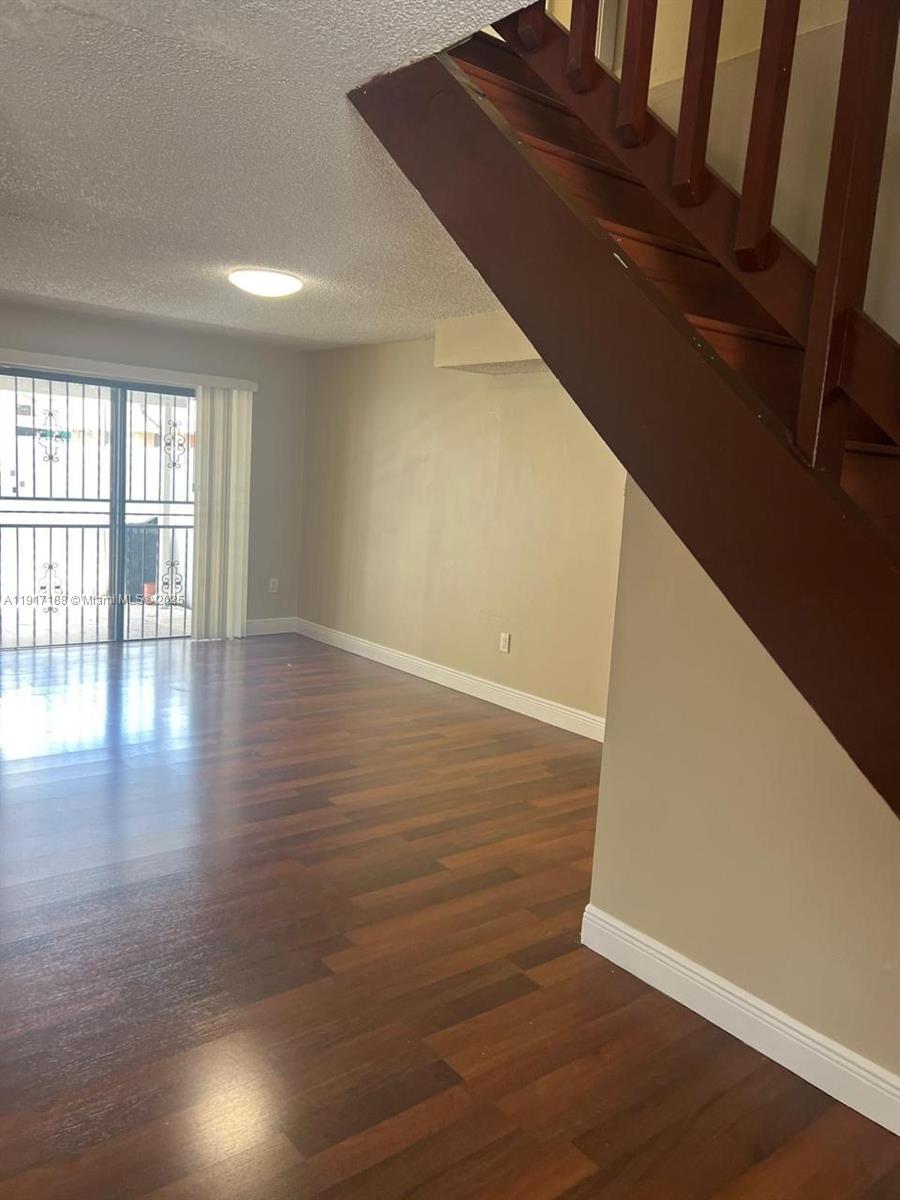 WEST VIEW LAKE TOWNHOMES - Residential Lease