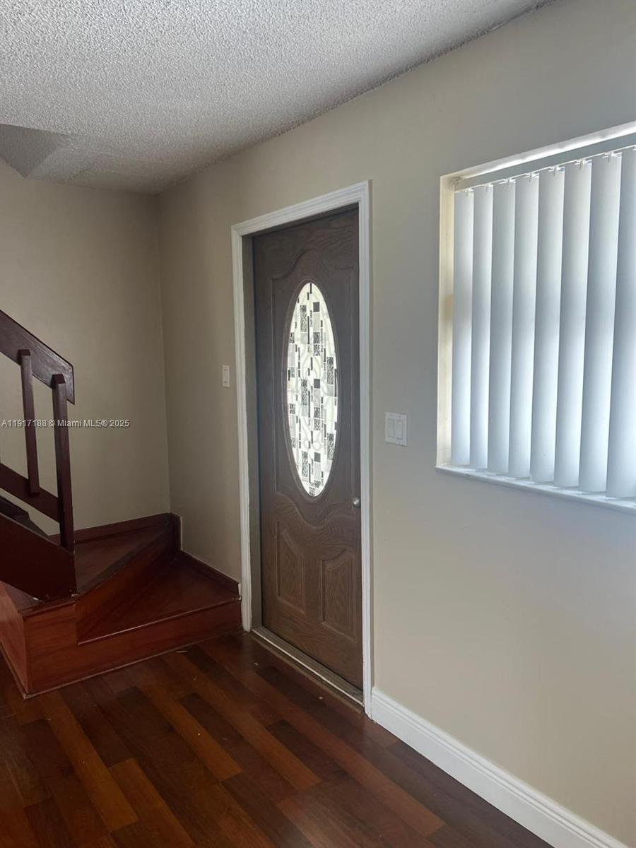 WEST VIEW LAKE TOWNHOMES - Residential Lease