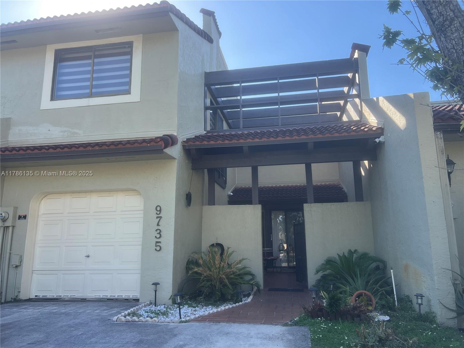 9735 Costa Del Sol Blvd F-101