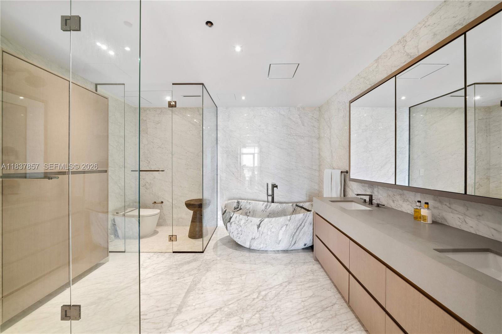 GORLIN AT AQUA CONDO - Residential