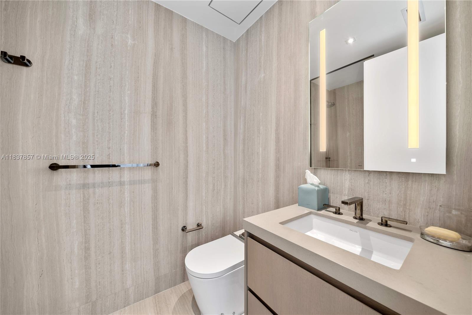 GORLIN AT AQUA CONDO - Residential