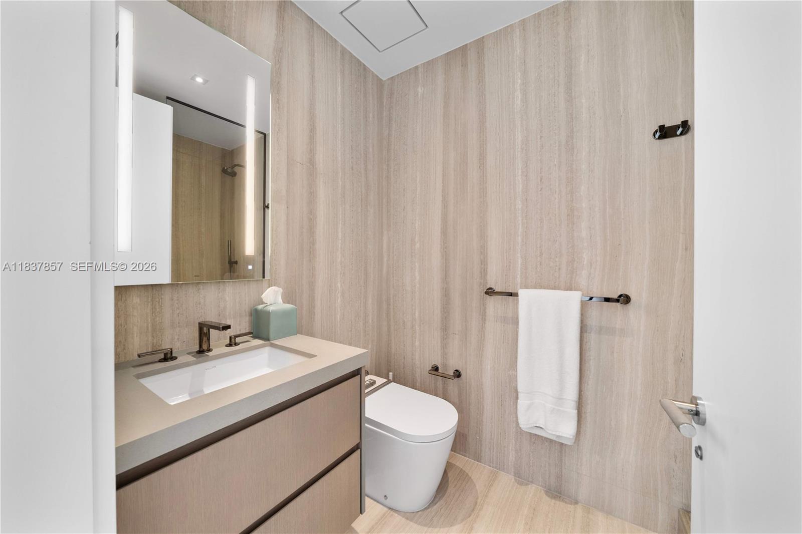 GORLIN AT AQUA CONDO - Residential