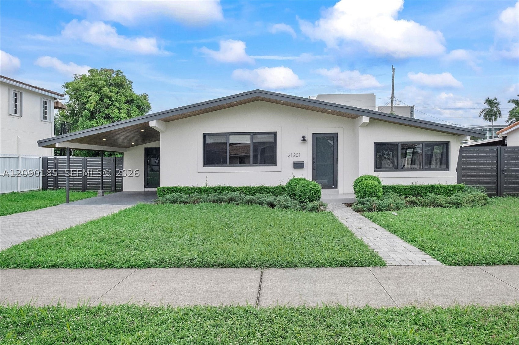 21201 NE 25th Ct