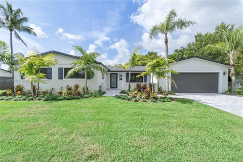 10460 SW 93rd St Miami FL 33176