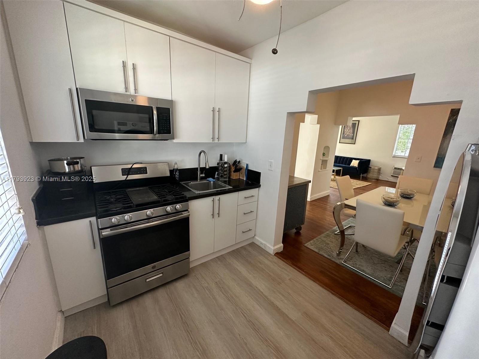 ST REMY CONDO - Residential Lease