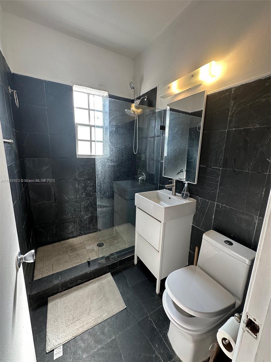 ST REMY CONDO - Residential Lease