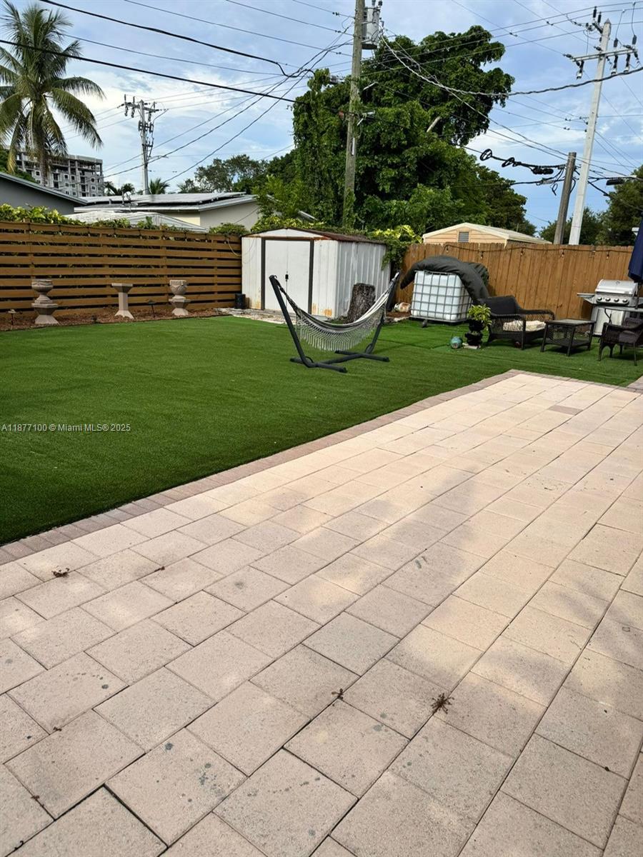 BEVERLY PARK - Residential