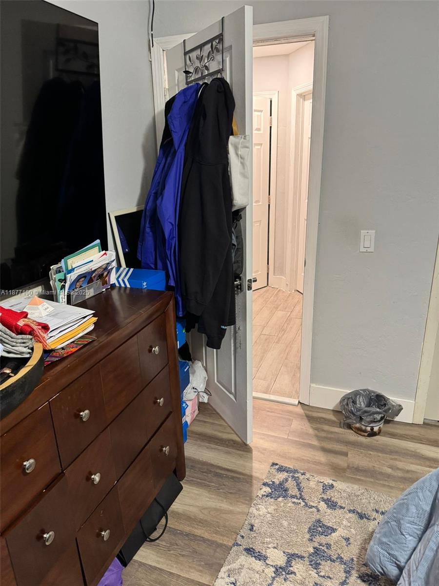 BEVERLY PARK - Residential