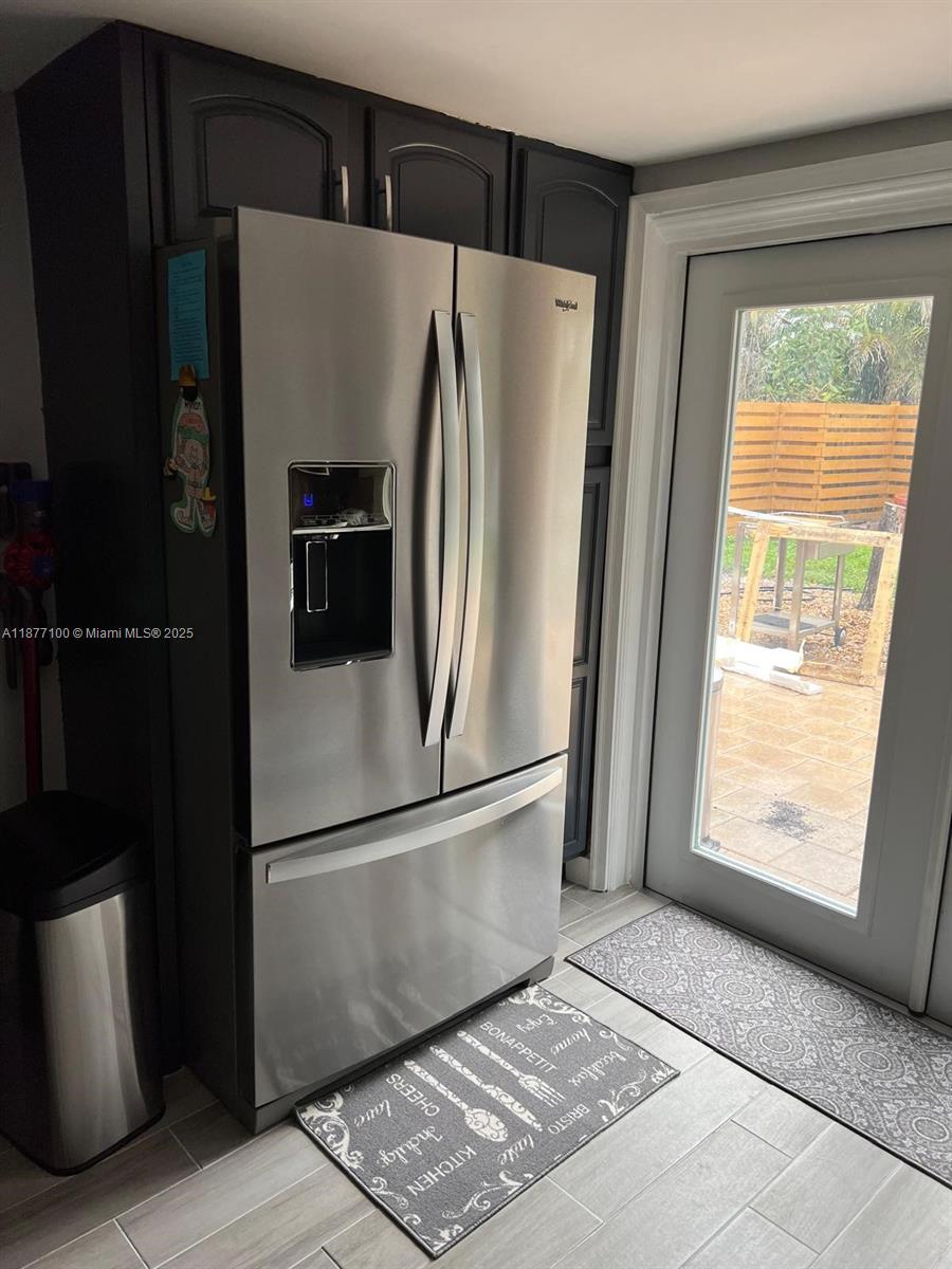 BEVERLY PARK - Residential