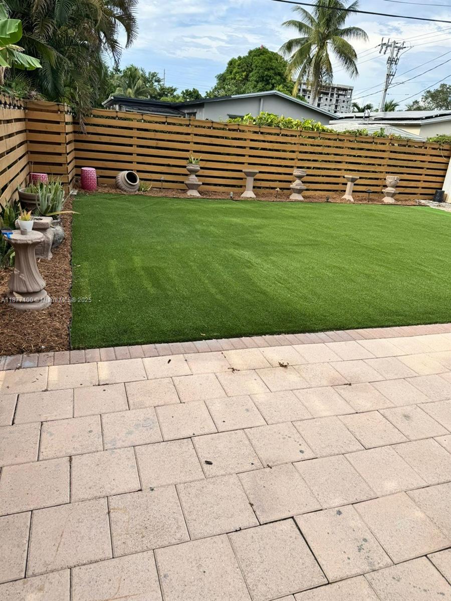 BEVERLY PARK - Residential