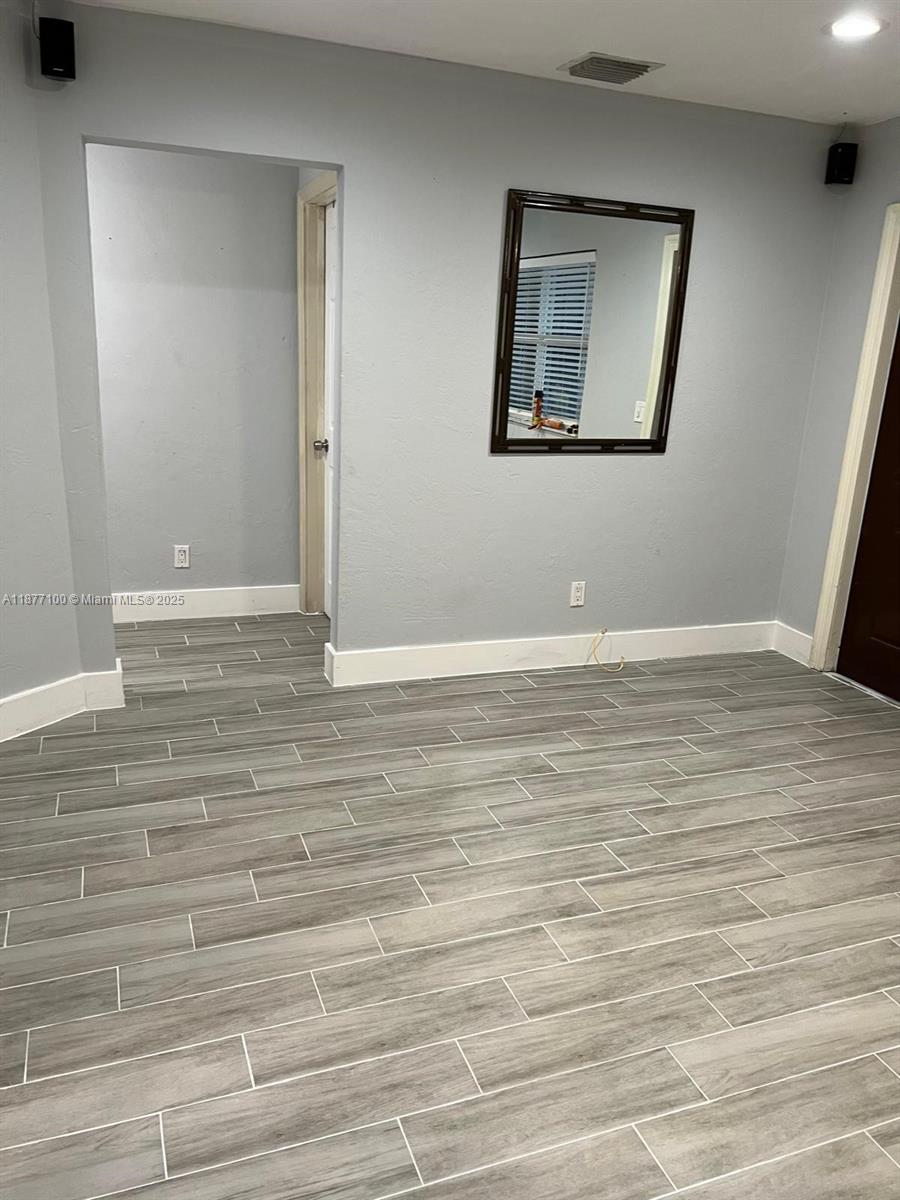 BEVERLY PARK - Residential