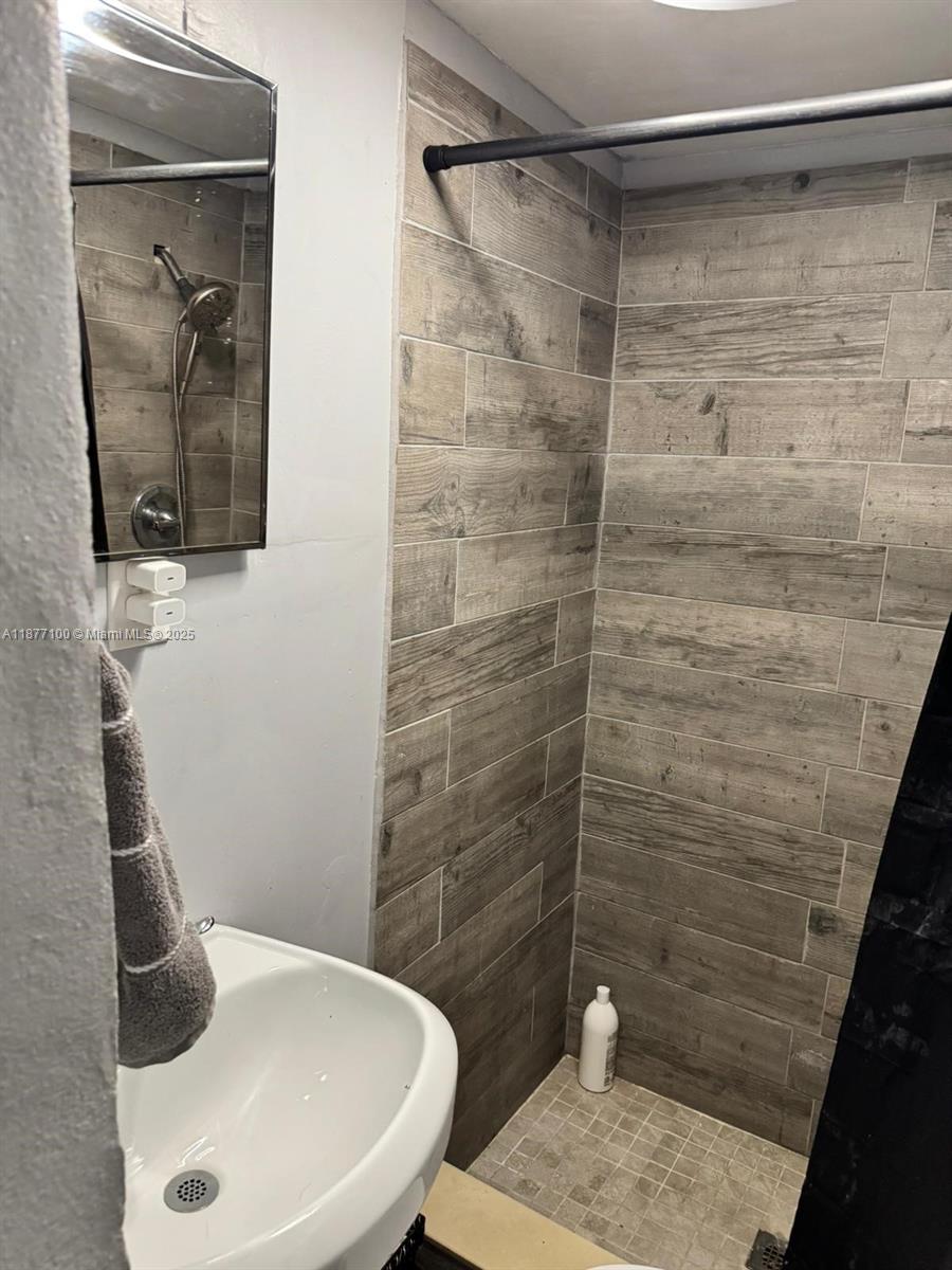 BEVERLY PARK - Residential