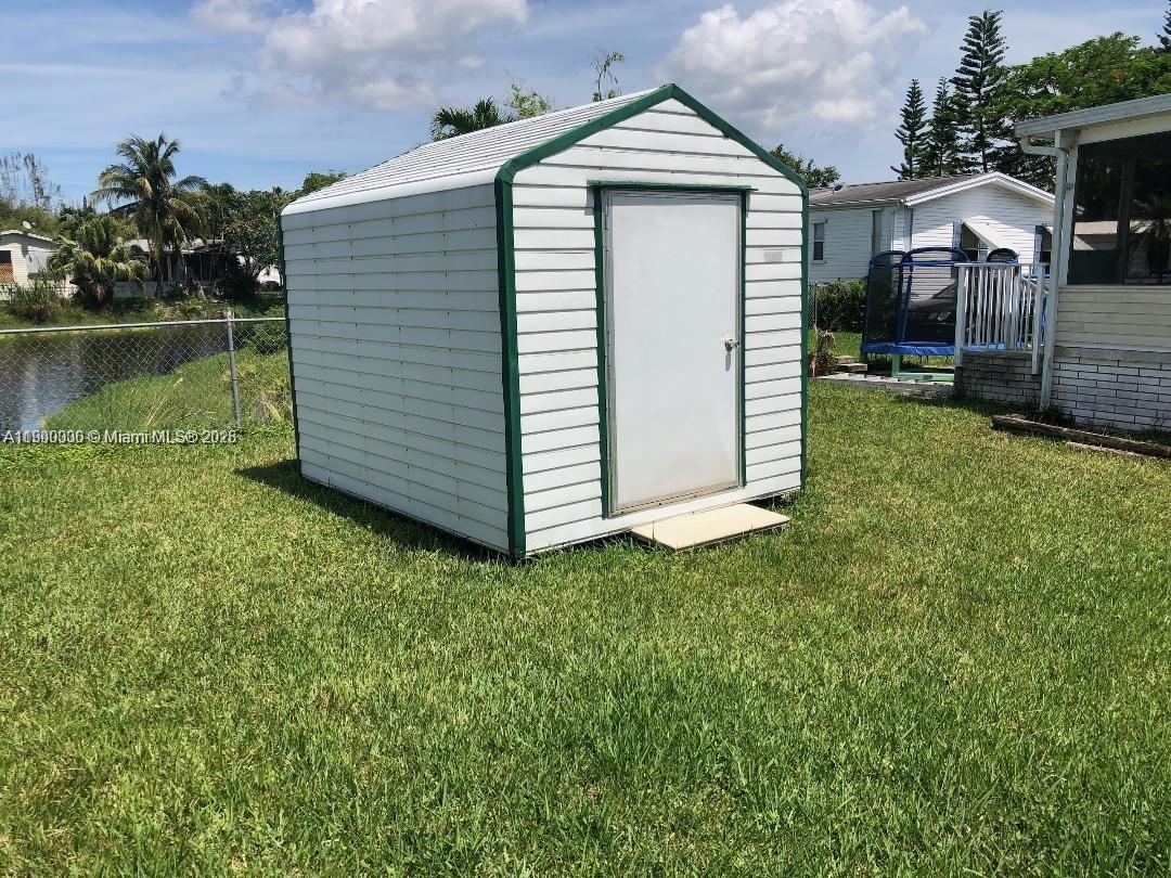 GATEWAY ESTATES PARK COND - Residential