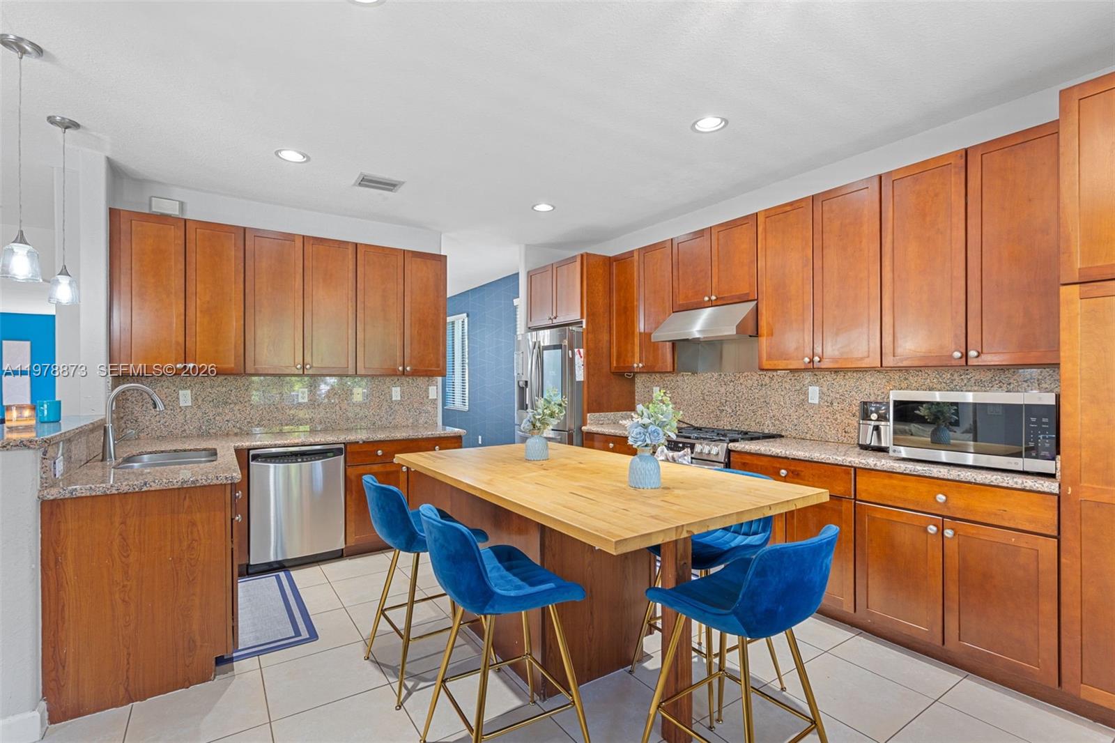 CUTLER CAY - Residential