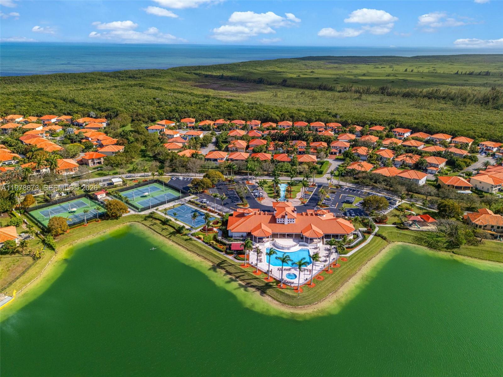 CUTLER CAY - Residential