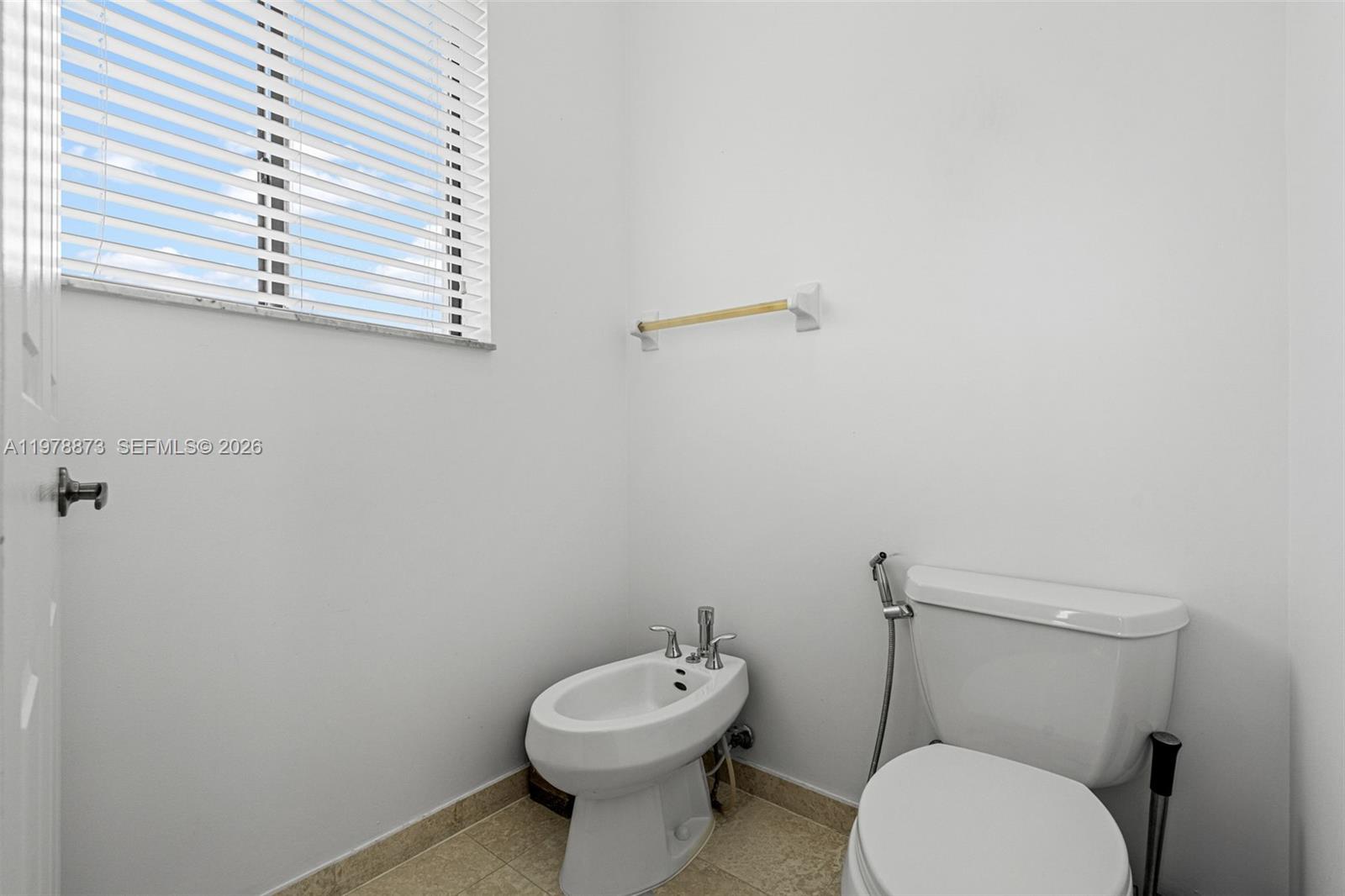 CUTLER CAY - Residential