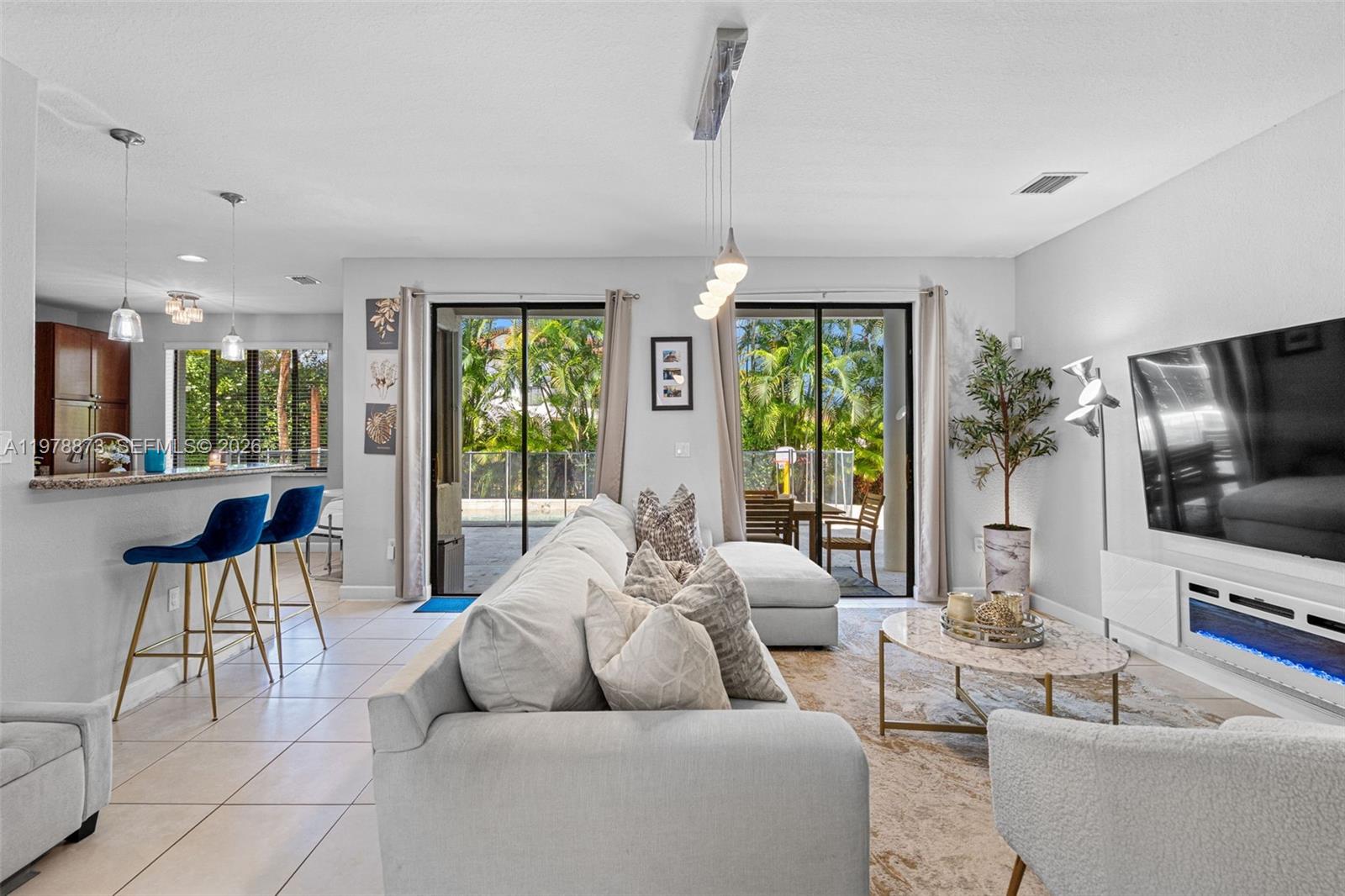 CUTLER CAY - Residential