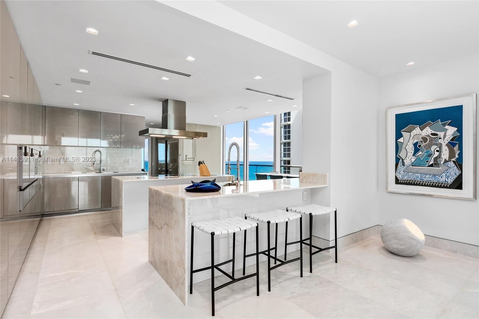 ALTOS DEL MAR NO. 5 - Residential