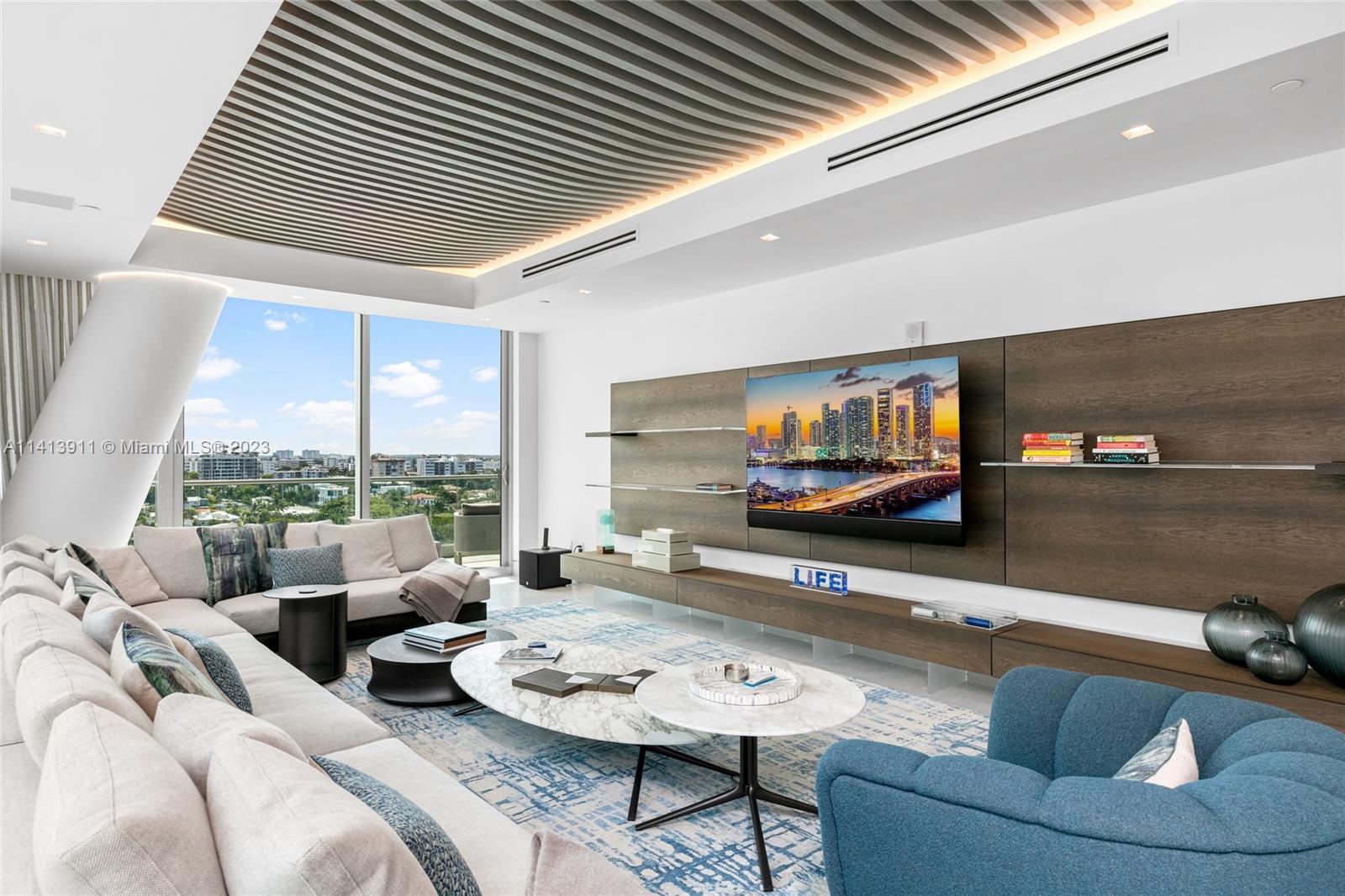 ALTOS DEL MAR NO. 5 - Residential