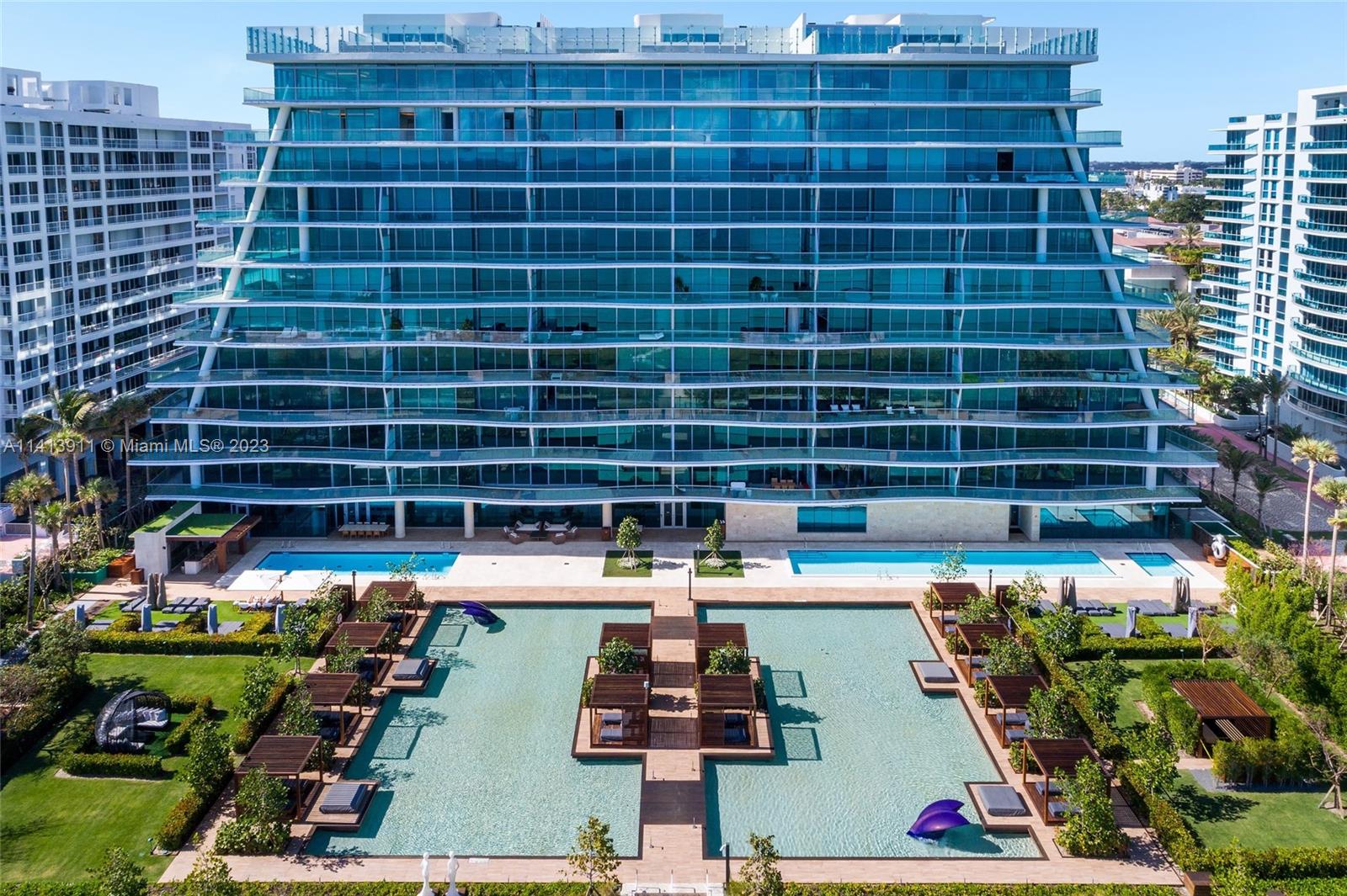 ALTOS DEL MAR NO. 5 - Residential