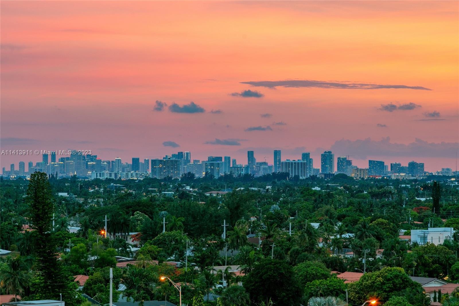 ALTOS DEL MAR NO. 5 - Residential