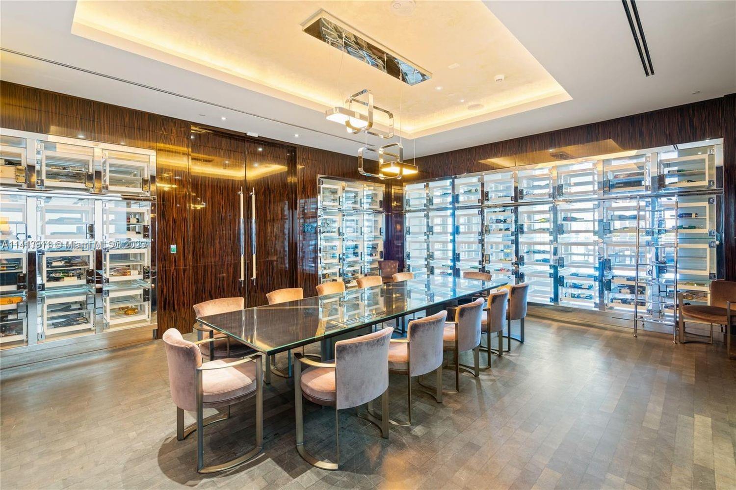 ALTOS DEL MAR NO. 5 - Residential