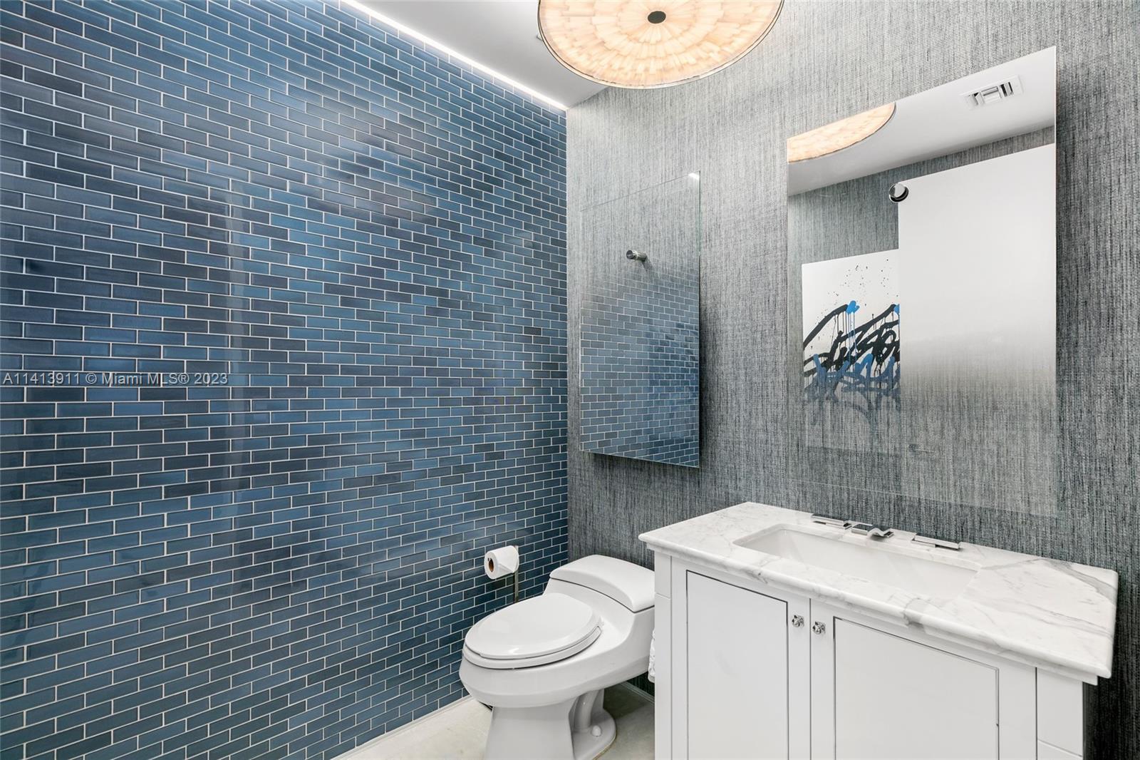 ALTOS DEL MAR NO. 5 - Residential