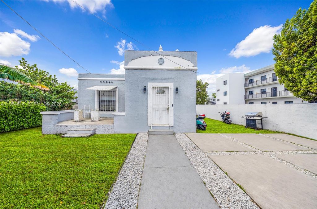 Photo of 844 NW 29th St, Miami, FL 33127 (MLS # A11984816)