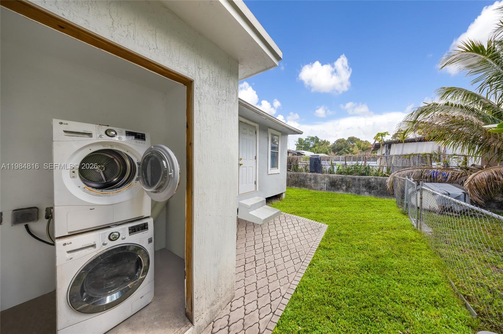 BLVD PARK - Residential Income