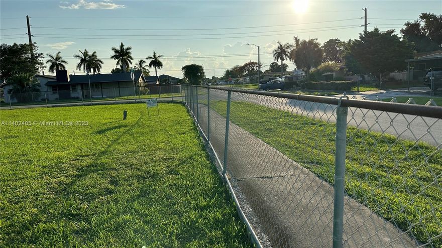 THIS VACANT LOT IS ADJACENT TO A RESIDENTIAL PROPERTY THAT IS ALSO FOR SALE. THE MLS NUMBER (A11402205)  the address:14960 SW 105th Ct Miami, FL