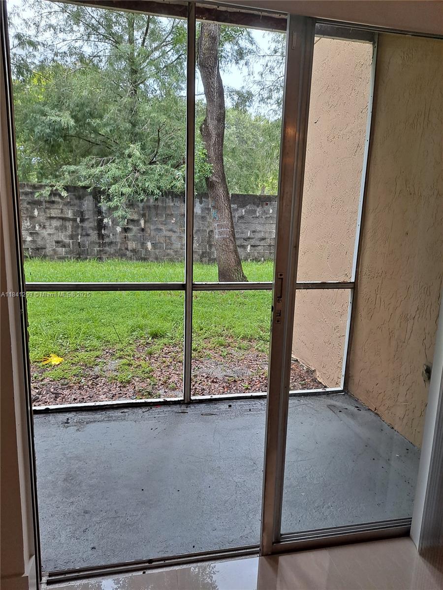 VERANO AT MIRAMAR CONDO - Residential Lease